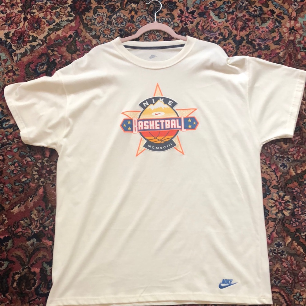 Nike Basketball Oversized Tee